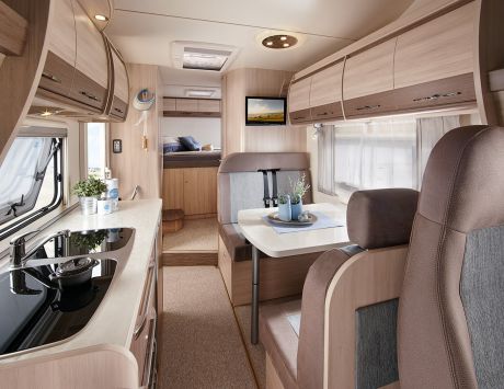 Média réf. 651 (2/3): Cat. L Fiat Large : Transport et couchage 6 personnes.